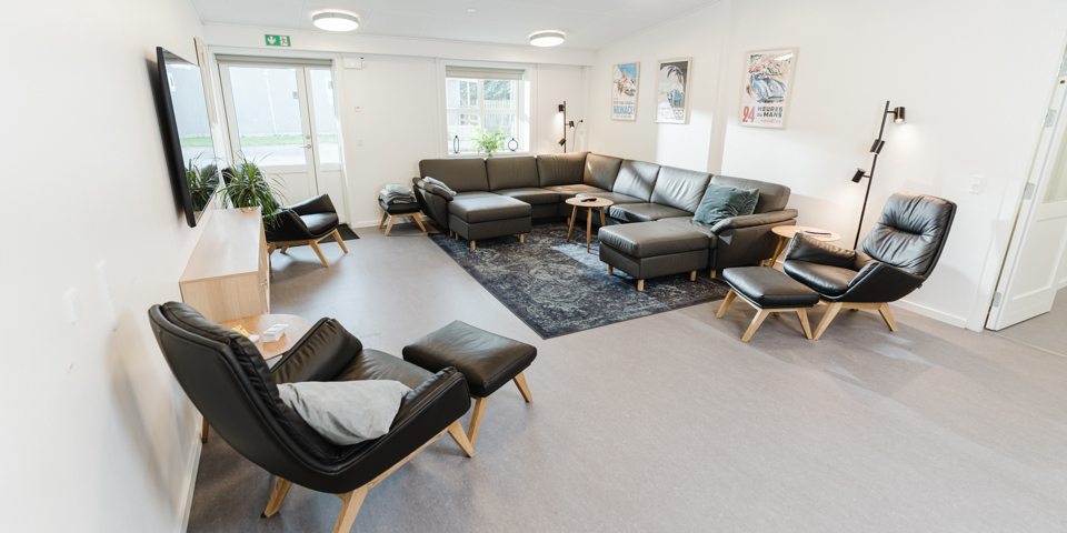 Fælles stue i Ungehuset Røjleskov